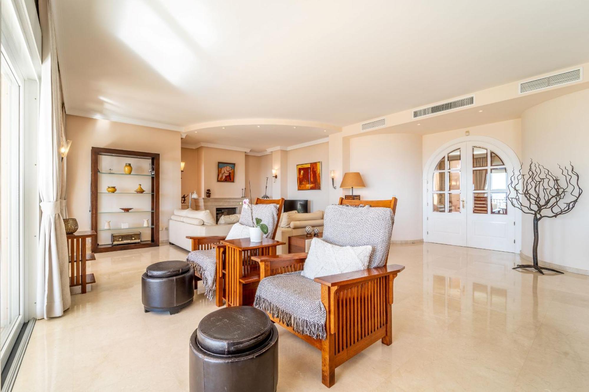 Beachside Villa With Panoramic Sea Views Benalmadena Exterior photo